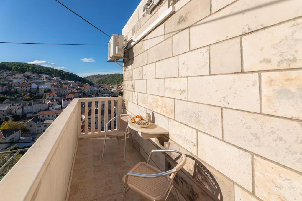 Bento Apartment - Best View On Town And Sea Pucisca Exterior foto