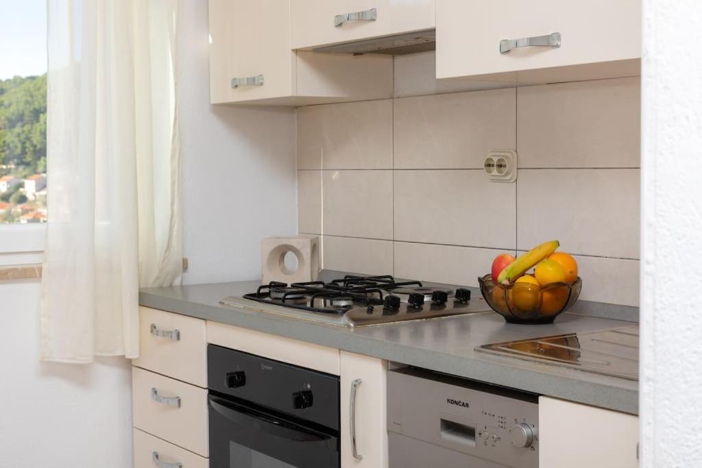 Bento Apartment - Best View On Town And Sea Pucisca Exterior foto
